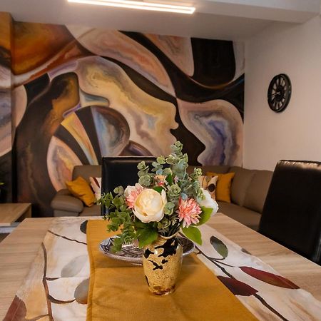 Apartmani Pranjic โปเรช ภายนอก รูปภาพ