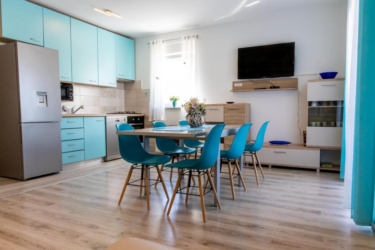 Apartmani Pranjic โปเรช ภายนอก รูปภาพ