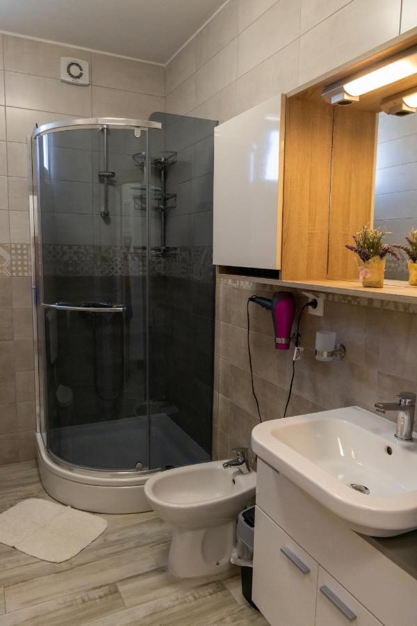 Apartmani Pranjic โปเรช ภายนอก รูปภาพ