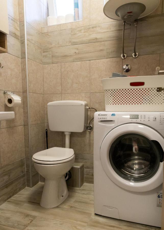 Apartmani Pranjic โปเรช ภายนอก รูปภาพ
